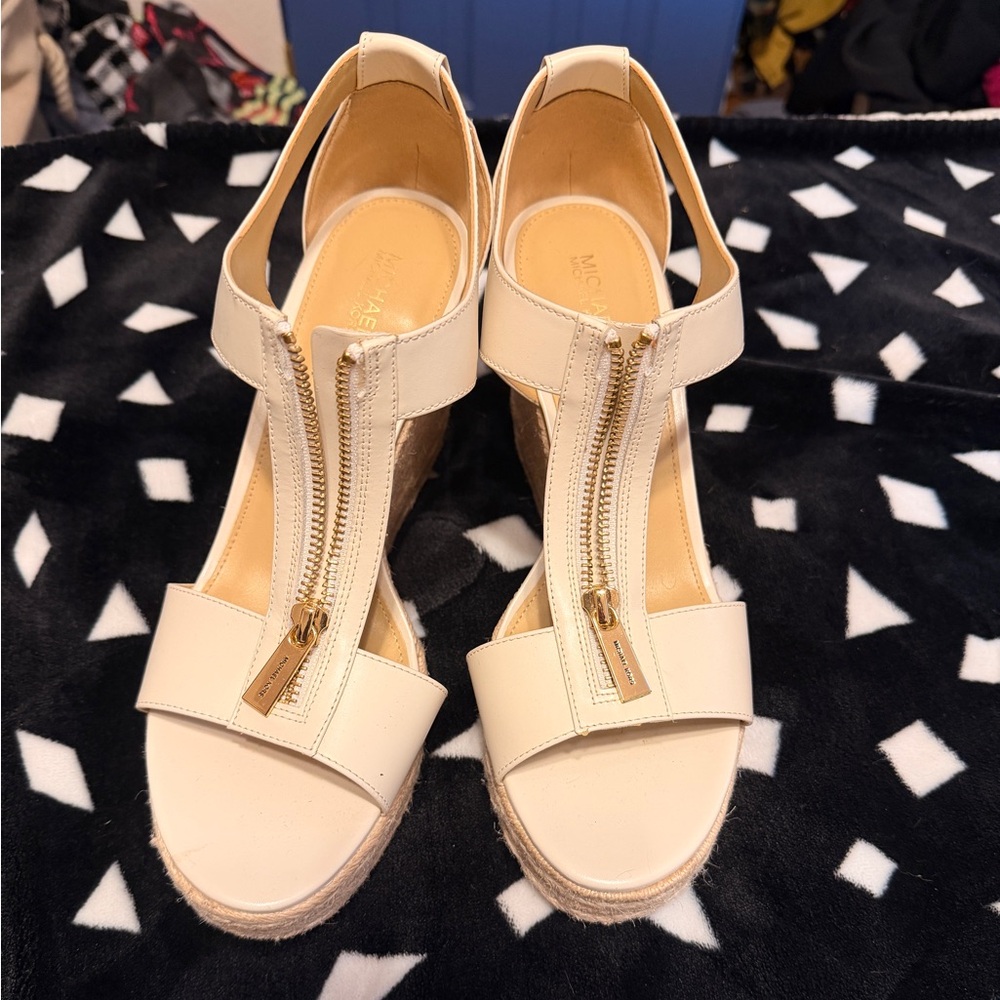 Michael Kors Beige Wedge Sandals with Gold Zipper